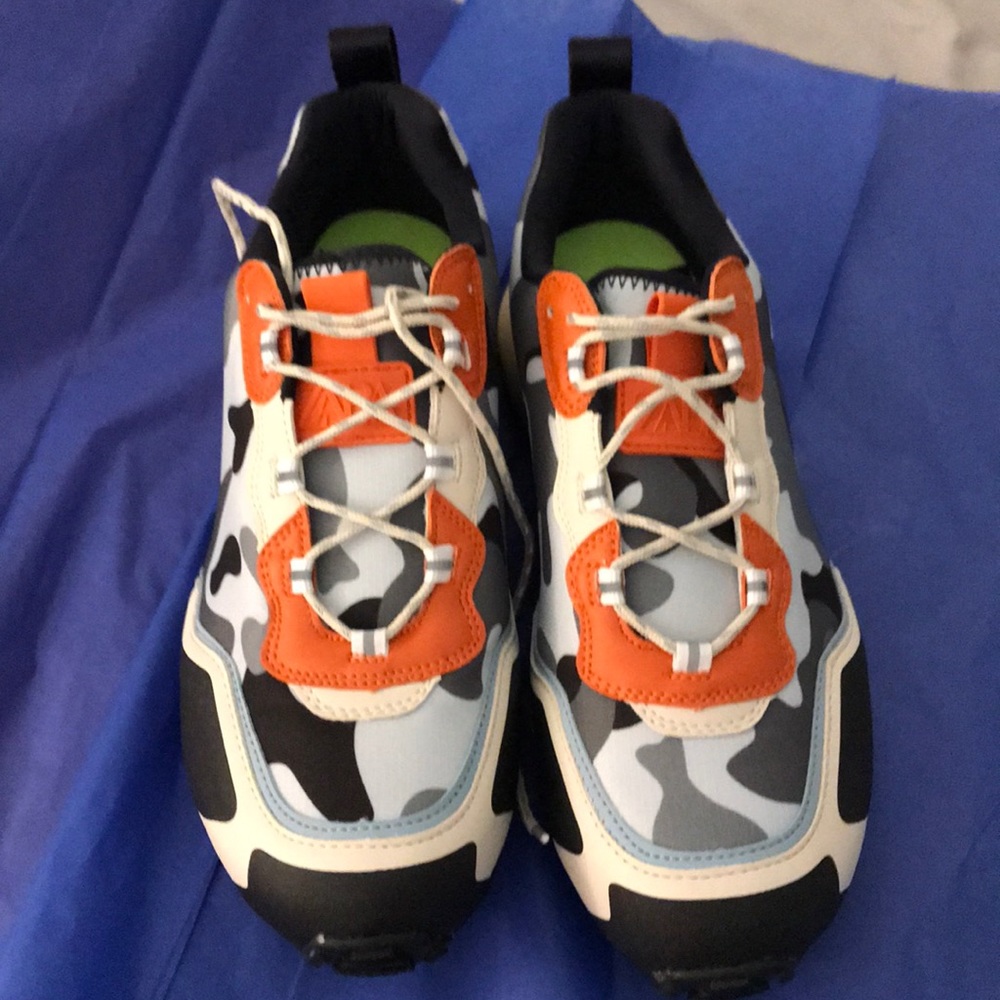 Zara New without tags sneakers